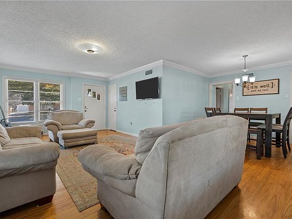 4th image of 4105 Grim Ave