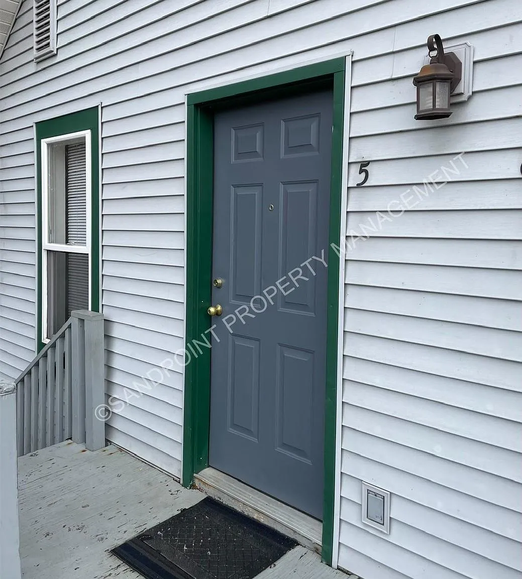 Studio, 600 sqft, $995 — Photo 4