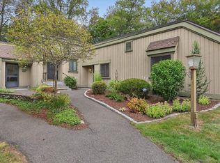968 Heritage Vlg #D, Southbury, CT 06488