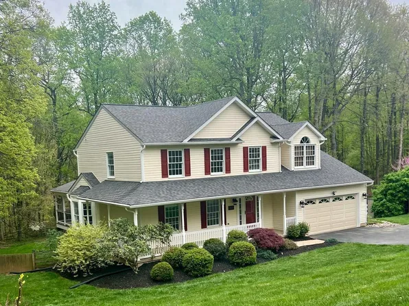 5113 Niagara Dr, Mount Airy, MD 21771