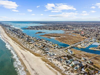 9 Fanning Dr, Westhampton Beach, NY, 11978