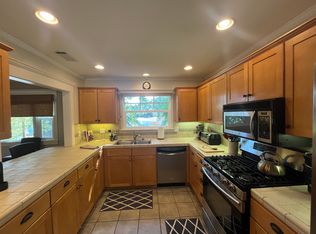 1113 Fresno St, Paso Robles, CA 93446