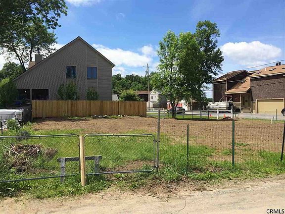 3rd image of 113 N 4th Ave