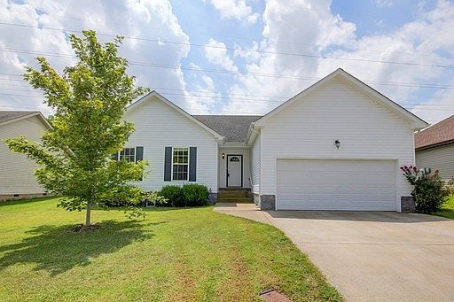 1st image of 404 Zurich Ct