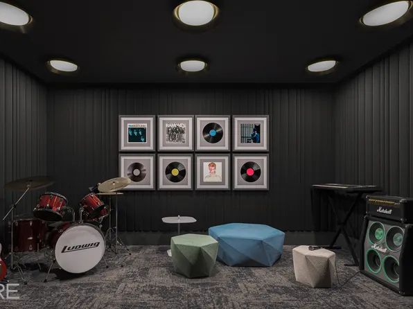 310 East 86th Street image 14 of 19