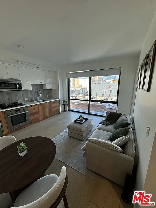 400 S Broadway Ave #502