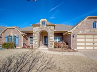 2405 NW 180th St, Edmond, OK 73012