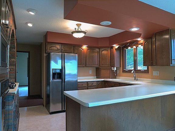 5th image of 2854 Eastbrook Dr