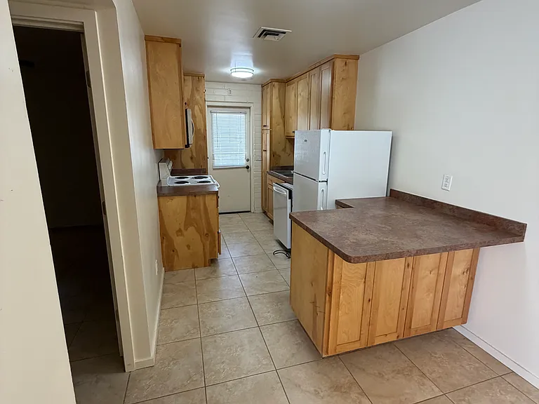 149 S Jefferson St #2 — Photo 6