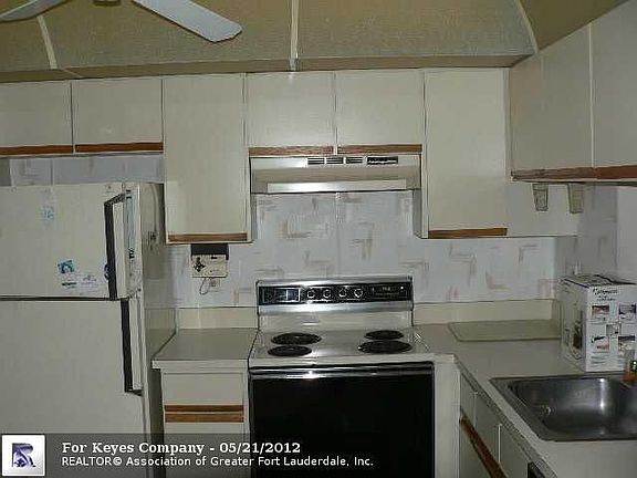 2nd image of 3071 Holiday Springs Blvd APT 204
