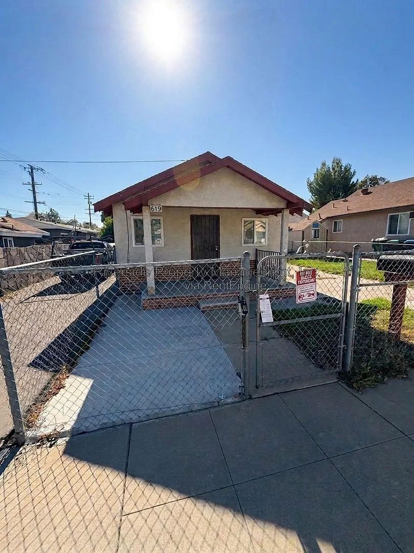 1 bed, 1.0 bath, 340 sqft, $1,695 — Photo 2