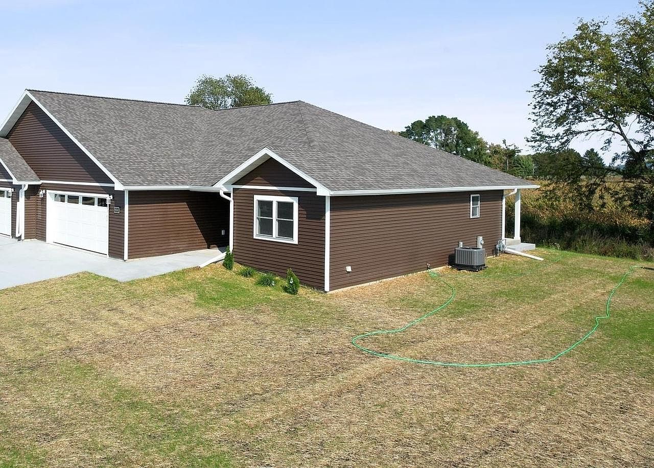 924 Roosevelt Street, Baraboo, WI 53913 Zillow