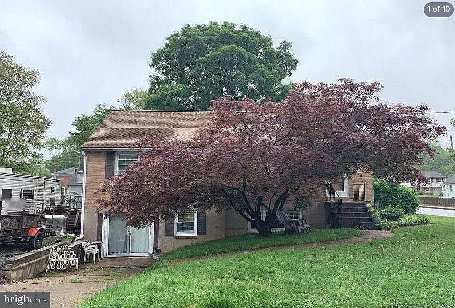 1st image of 301 New York Ave