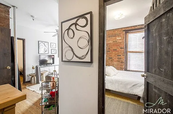 Rented by Mirador Real Estate | media 12