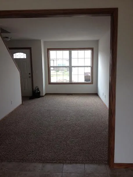 2 bed, 1.5 bath, 1100 sqft, $1,250 — Photo 3