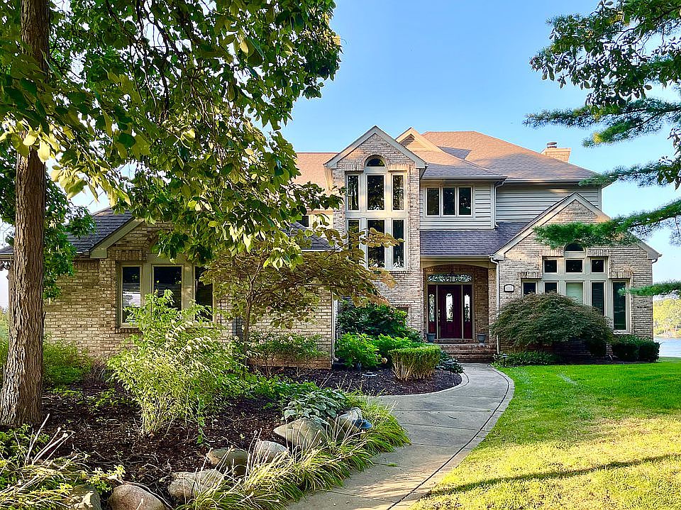 2nd image of 4553 Oak Pointe Dr