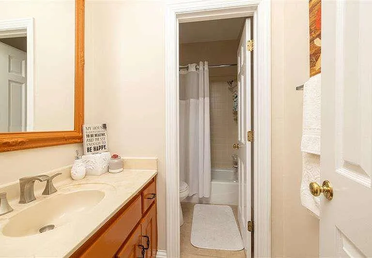 160 Clipper Bay Dr — Photo 15