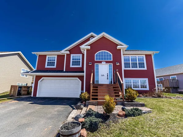 142 Essex Cres, Charlottetown, PE C1E 0G8