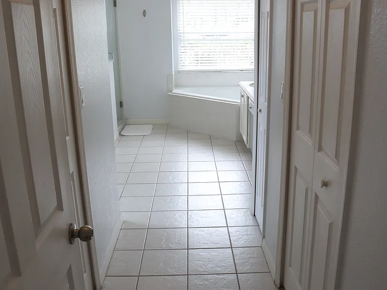 2951 Marbella Dr — Photo 13