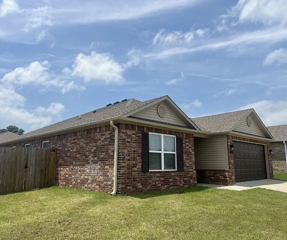 10632 Pine Way - 1 — Photo 1