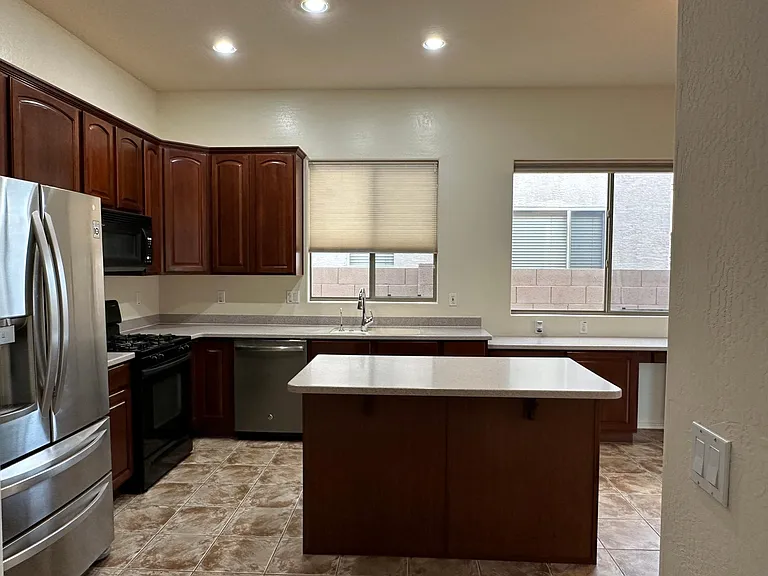1884 E Locust Pl — Photo 10