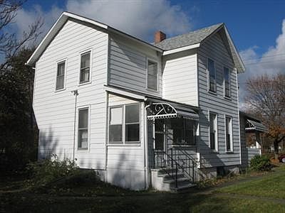 2nd image of 308 Diven Ave