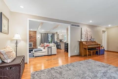 5th image of 1336 Vista Campo