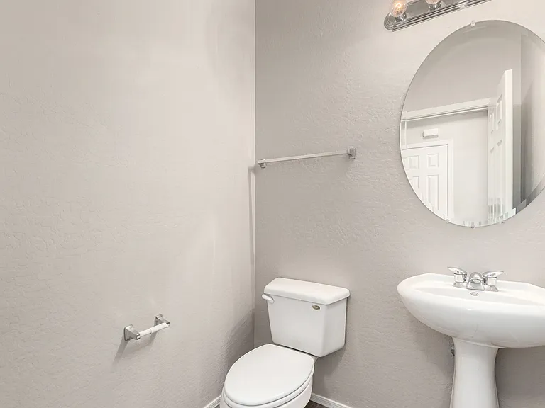 4509 E Loma Vista St — Photo 12