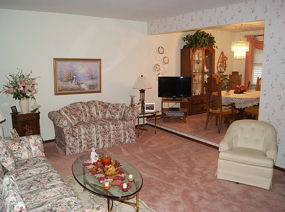 2nd image of 13722 S Secretariat Ln