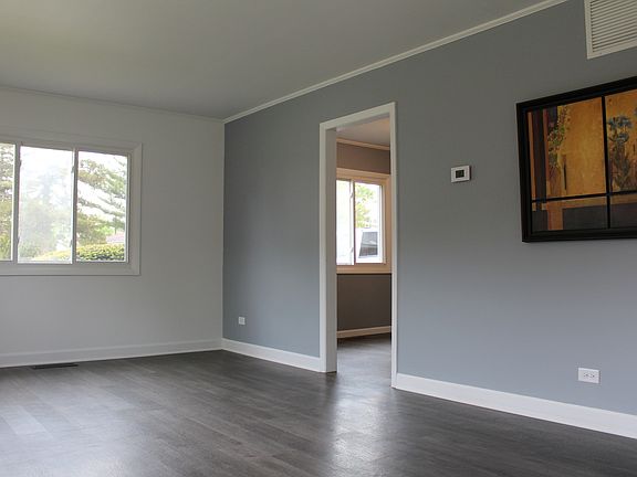 3rd image of 115 Algonquin St