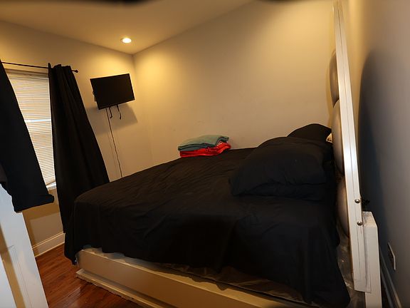 5th image of 5409 S Sawyer Ave