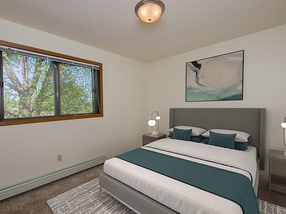 Fargo, ND South Pointe Apartments | Bedroom