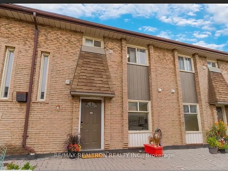 28 Rexdale Blvd #16 — Photo 1