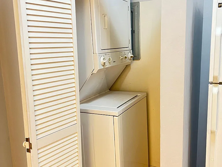 1215 Simms Pl NE #1 — Photo 5
