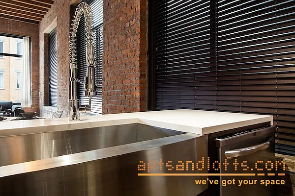 Rented by aptsandlofts.com | media 44