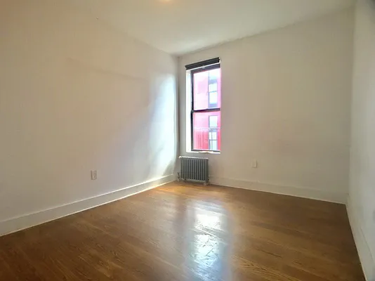 Rented by Trion Real Estate Management | media 22