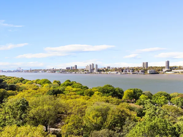 265 Riverside Drive image 9 of 10