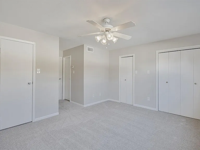 12905 Woodforest Blvd #607 — Photo 10