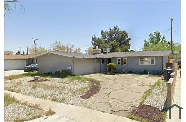 Building Photo - 1126 Valiant St
