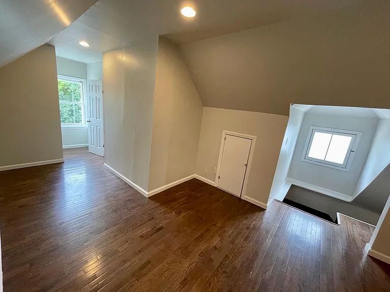 1627 Story Ave #2 — Photo 16