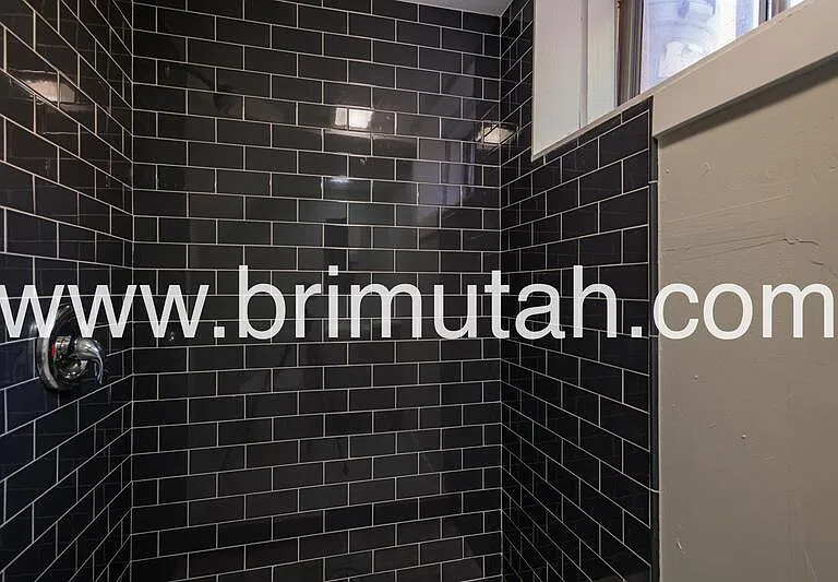 753 E Princeton Ave — Photo 18