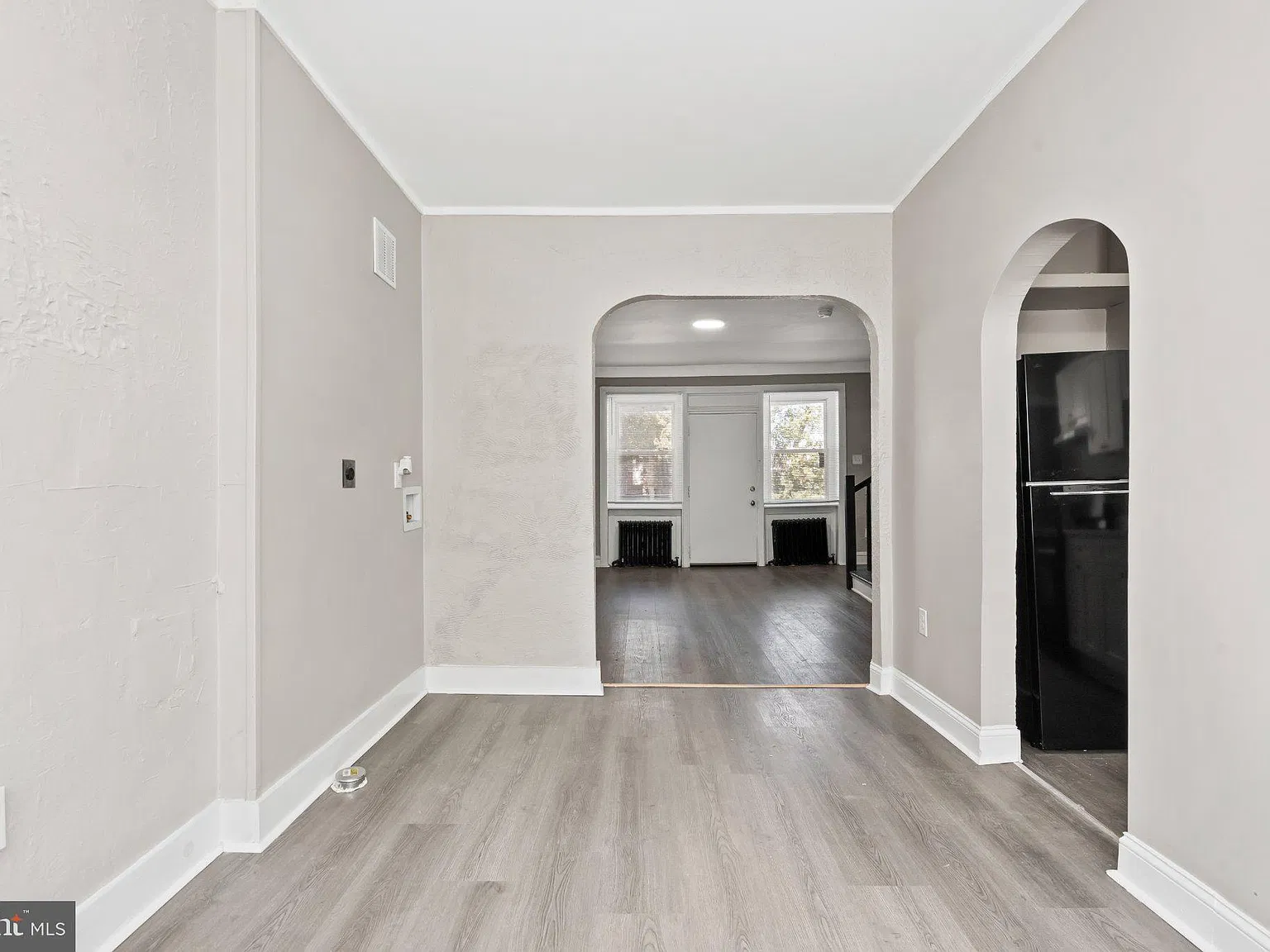 3 bed, 1.0 bath, 1024 sqft, $1,550 — Photo 4