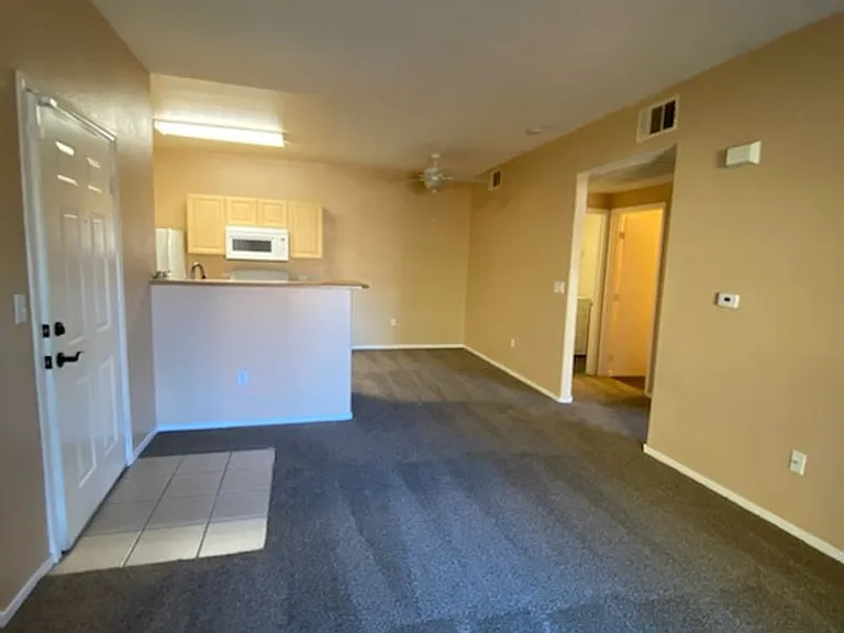 8250 N Grand Canyon Dr #2146 — Photo 6
