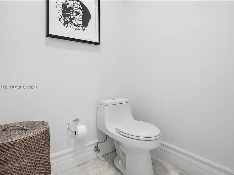 4734 Sunset Dr — Photo 8