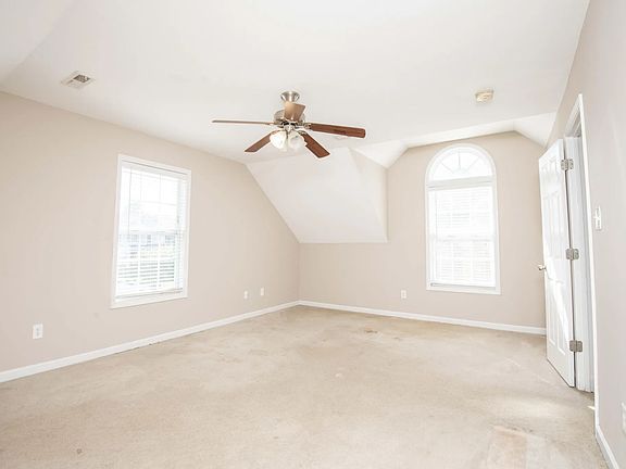 4th image of 3113 Champions Trail Ln