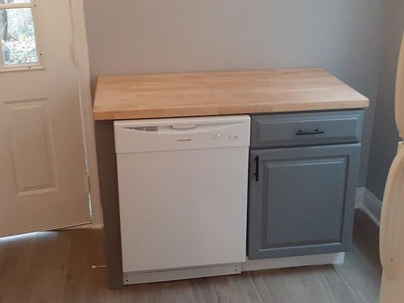 5th image of 4228 Dane Ave #1