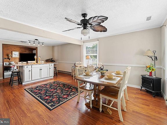 2nd image of 116 Kent Point Rd