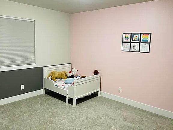 5th image of 4277 SE Reed Dr