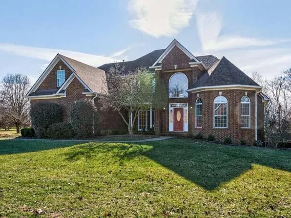 5000 Lupreese Ln #B, Versailles, KY 40383