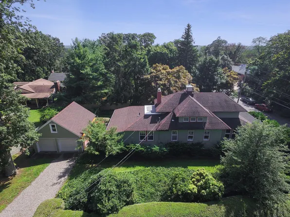 10 Summit Ave, Atlantic Highlands, NJ 07716